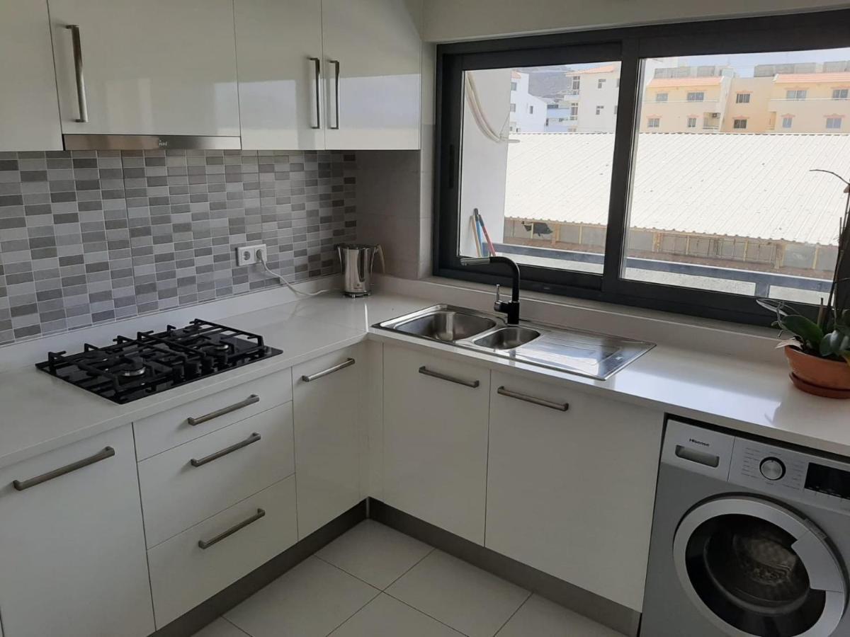 Apartment With Pool In Mindelo Exterior photo